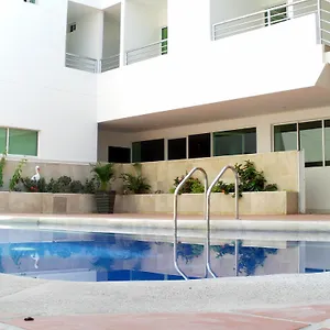 Hotel Olas Del Mar